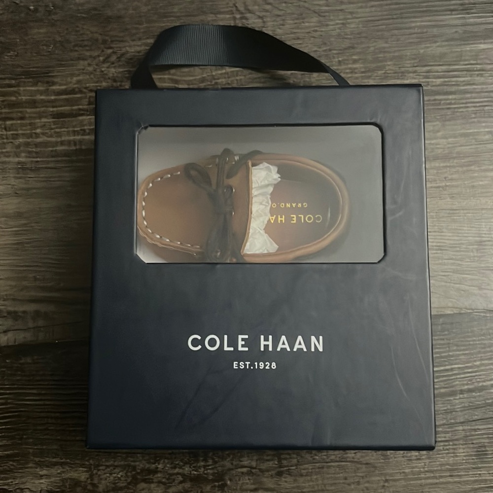 Cole Haan grant drivers size 2c.